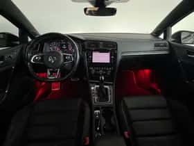 Volkswagen Golf (2017) thumbnail 4