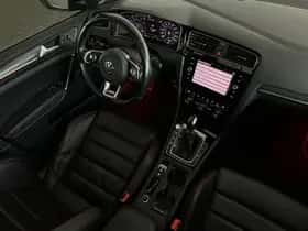 Volkswagen Golf (2017) thumbnail 35