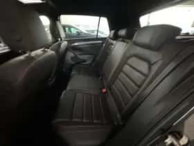 Volkswagen Golf (2017) thumbnail 37