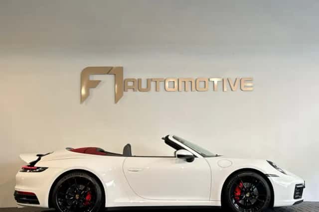 Porsche 911 (2020) thumbnail 12