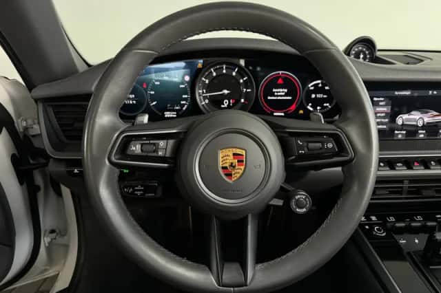 Porsche 911 (2020) thumbnail 13