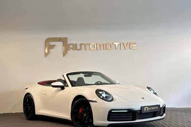 Porsche 911 (2020) thumbnail 7
