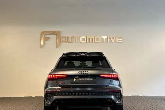 Audi RS3 (2022) thumbnail 11