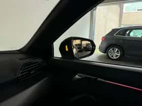Audi RSQ3 (2022) thumbnail 23