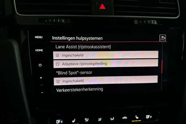 Volkswagen Golf (2019) thumbnail 30