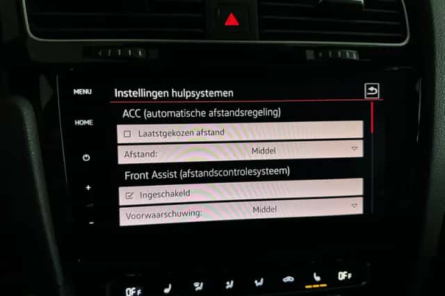 Volkswagen Golf (2019) thumbnail 31
