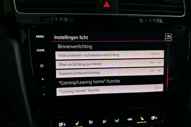 Volkswagen Golf (2019) thumbnail 32