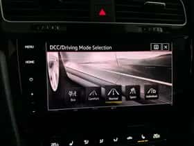 Volkswagen Golf (2019) thumbnail 35