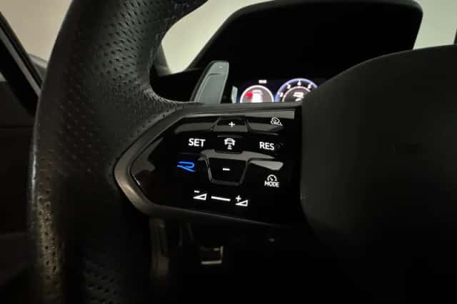 Volkswagen Golf (2025) thumbnail 15