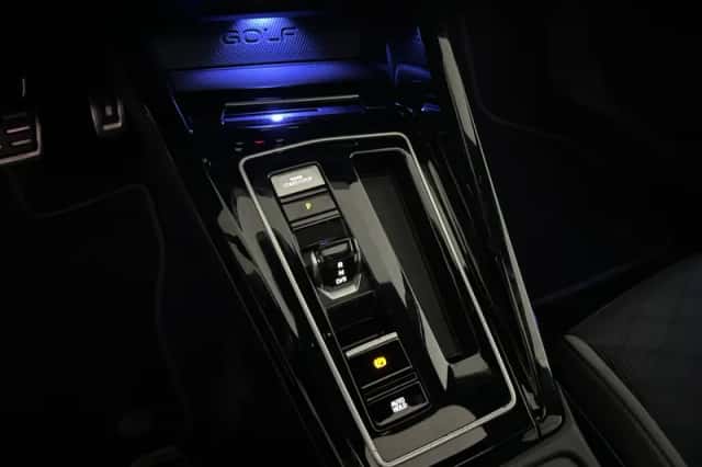 Volkswagen Golf (2025) thumbnail 22