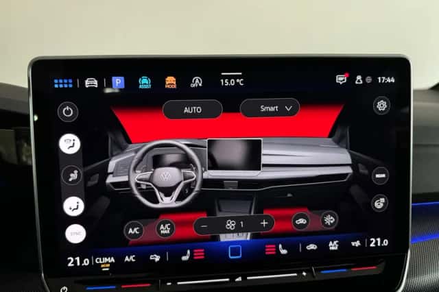 Volkswagen Golf (2025) thumbnail 31