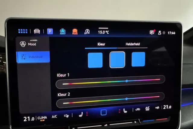 Volkswagen Golf (2025) thumbnail 33