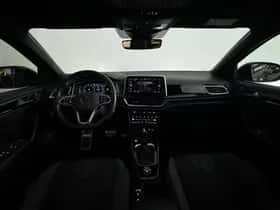 Volkswagen T-Roc (2022) thumbnail 4