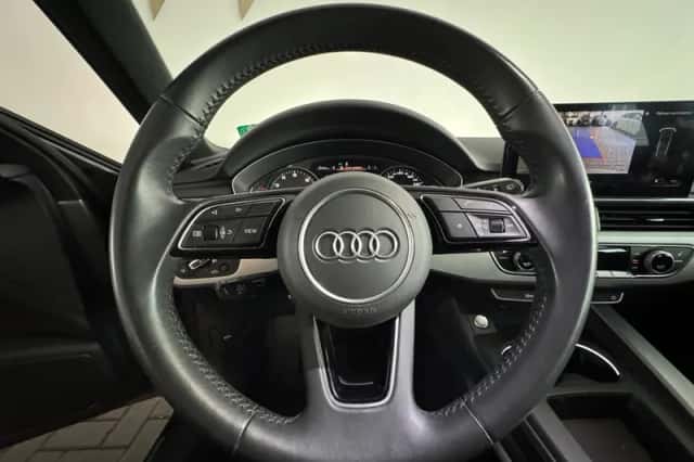 Audi A4 (2019) thumbnail 13