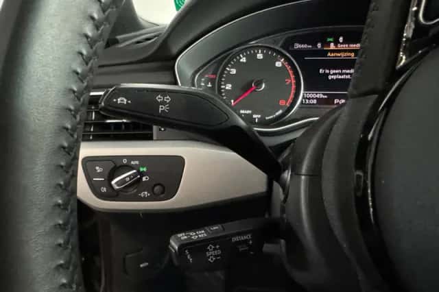 Audi A4 (2019) thumbnail 14