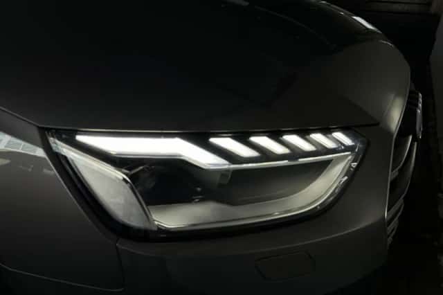 Audi A4 (2019) thumbnail 26