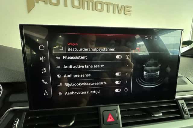 Audi A4 (2019) thumbnail 29