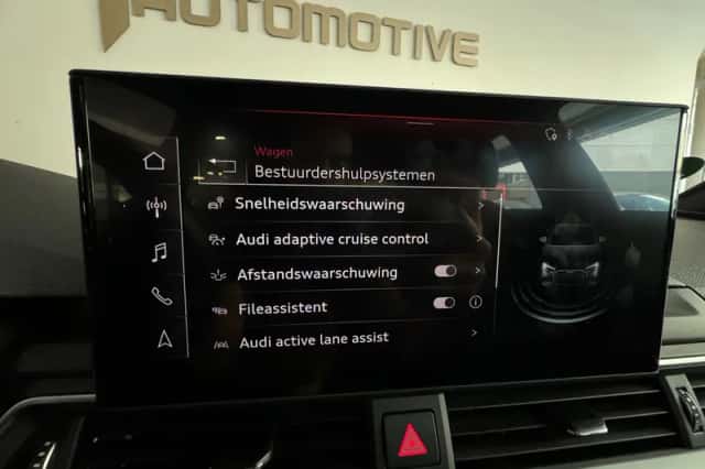 Audi A4 (2019) thumbnail 30