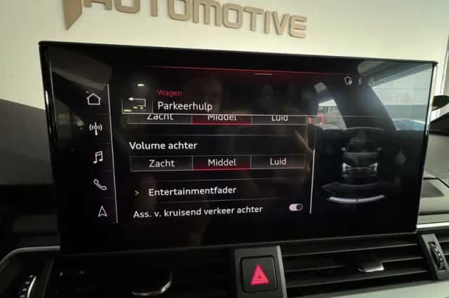 Audi A4 (2019) thumbnail 31