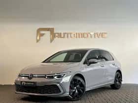 Volkswagen Golf (2021) thumbnail 1