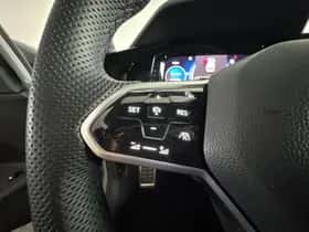 Volkswagen Golf (2021) thumbnail 14
