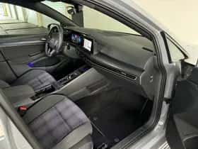 Volkswagen Golf (2021) thumbnail 31