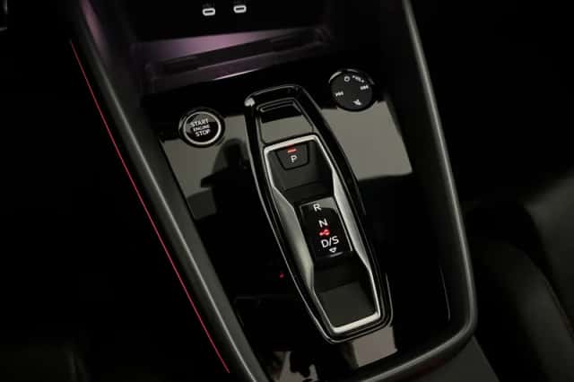 Audi A3 (2024) thumbnail 24