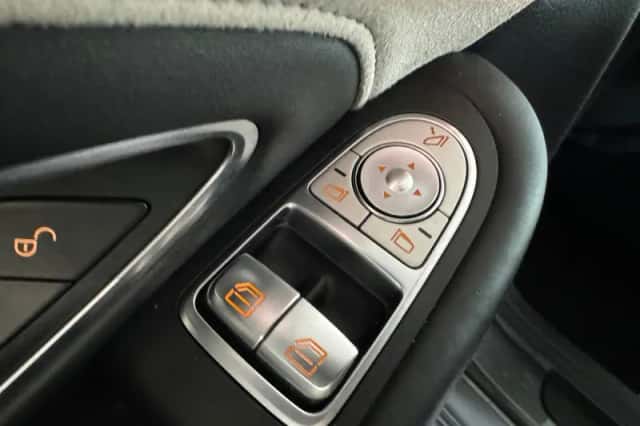 Mercedes-Benz C-Klasse (2019) thumbnail 41
