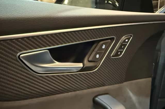Audi Q8 (2025) thumbnail 23