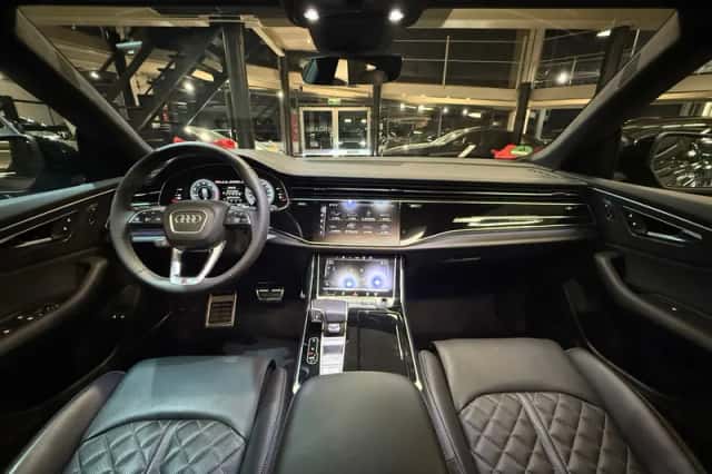 Audi Q8 (2025) thumbnail 4