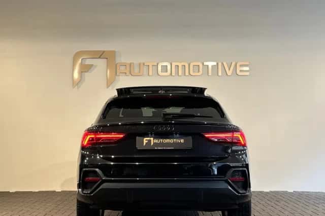 Audi Q3 (2021) thumbnail 11