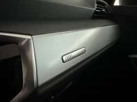 Audi Q3 (2021) thumbnail 17