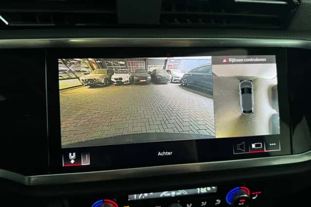 Audi Q3 (2021) thumbnail 23