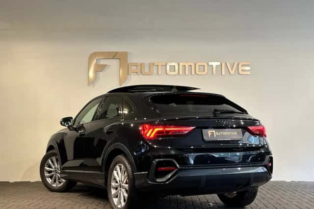 Audi Q3 (2021) thumbnail 8
