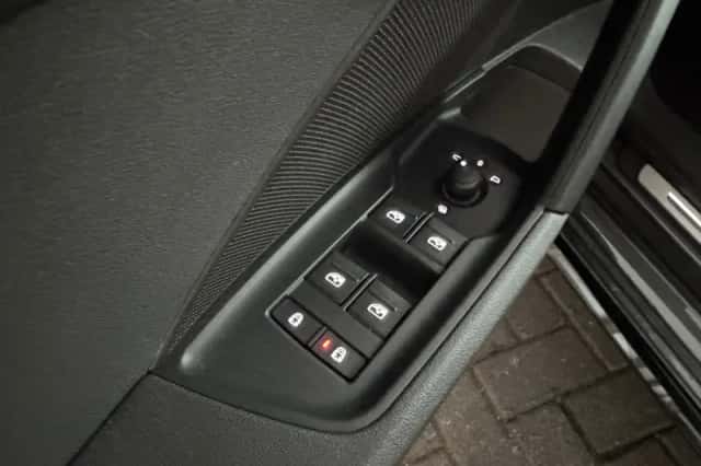 Audi A3 (2021) thumbnail 18