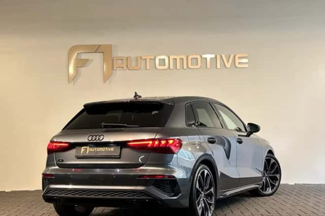 Audi A3 (2021) thumbnail 3