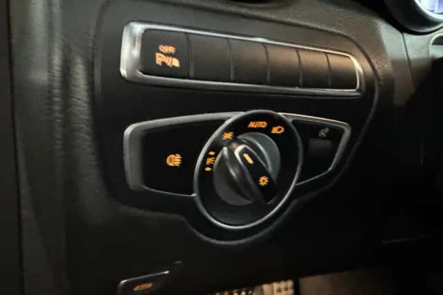 Mercedes-Benz GLC-Klasse (2018) thumbnail 15