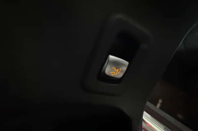 Mercedes-Benz GLC-Klasse (2018) thumbnail 17
