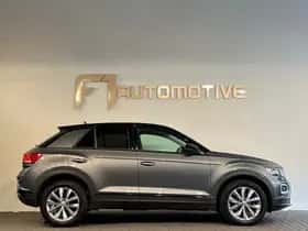 Volkswagen T-Roc (2019) thumbnail 12