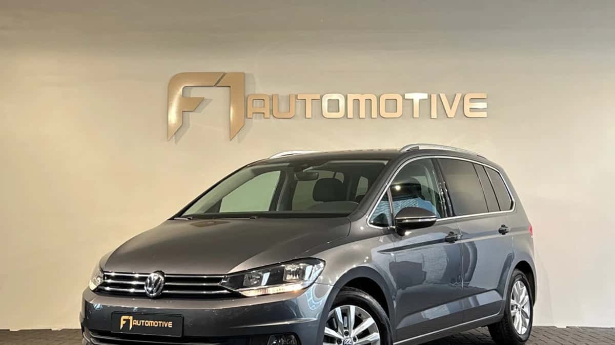 Volkswagen Touran (2019) — foto 1