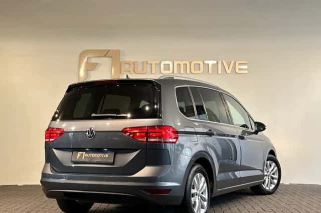 Volkswagen Touran (2019) thumbnail 3