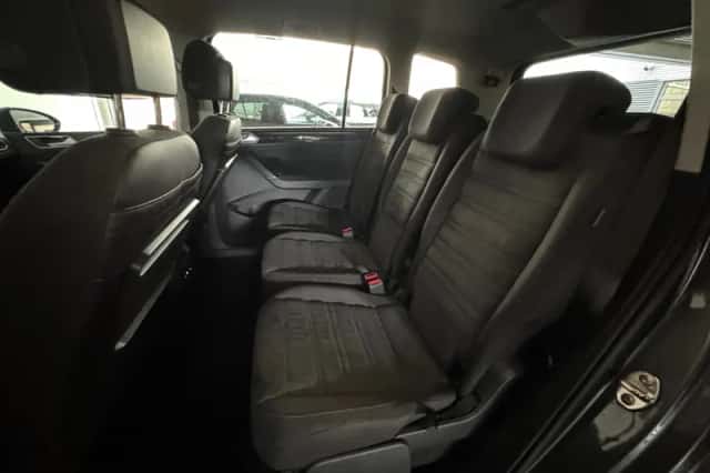 Volkswagen Touran (2019) thumbnail 23