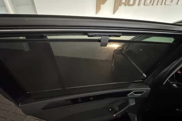 Volkswagen Touran (2019) thumbnail 25