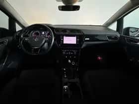Volkswagen Touran (2019) thumbnail 4