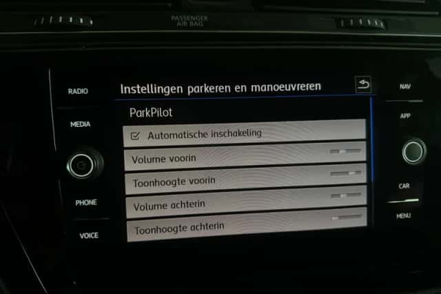 Volkswagen Touran (2019) thumbnail 32