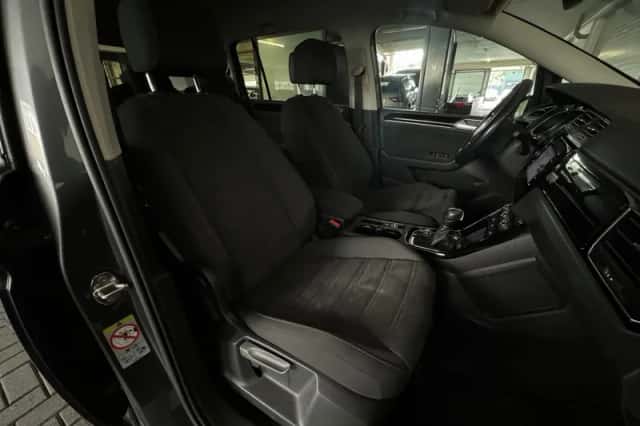 Volkswagen Touran (2019) thumbnail 40