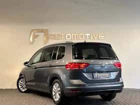 Volkswagen Touran (2019) thumbnail 8