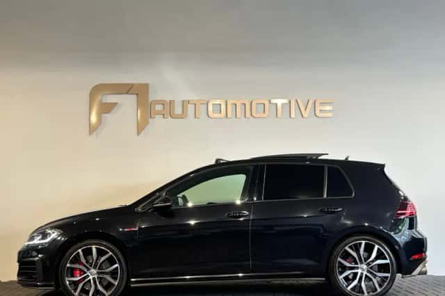Volkswagen Golf (2017) thumbnail 12