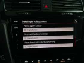 Volkswagen Golf (2017) thumbnail 28