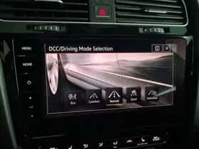 Volkswagen Golf (2017) thumbnail 32